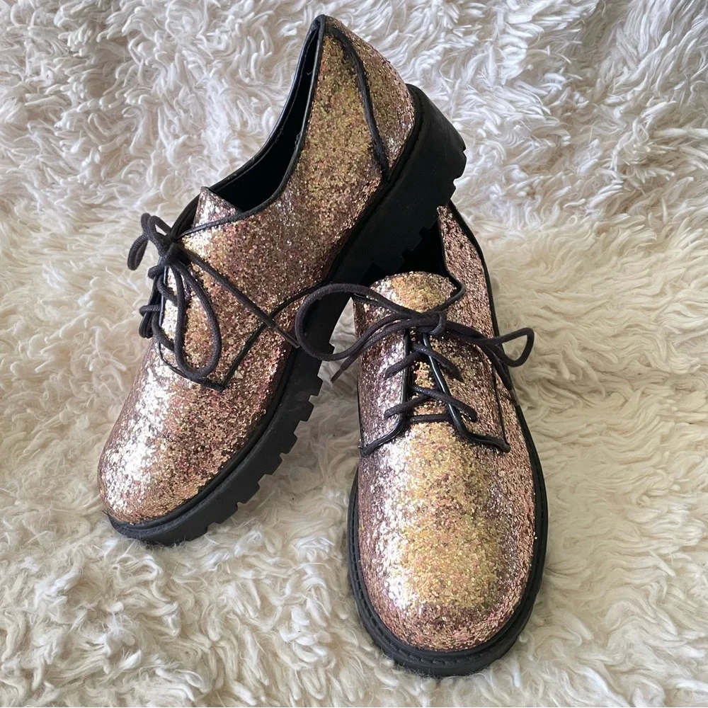 Divided Gold Glitter tie Oxford. Lug sole. Sz40 - Picture 1 of 14